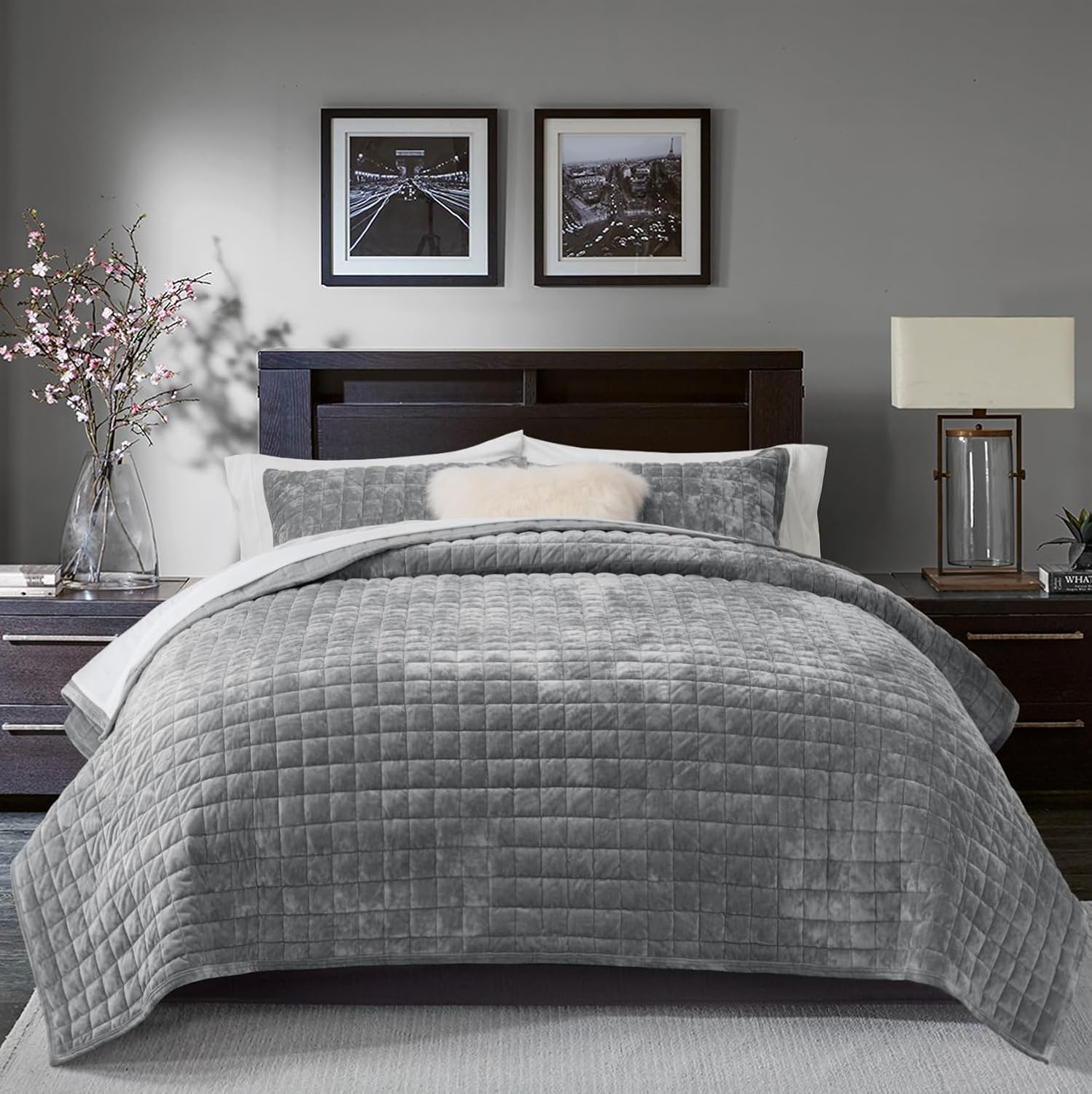 RECYCO Luxury Velvet Quilt Set King Size Bedding Sets, Ultra Soft Velvet Comforter Set, Lightweight Channel Box Stitch Oversized Bedspread Coverlet for All Season, with 2 Shams, Urban Taupe