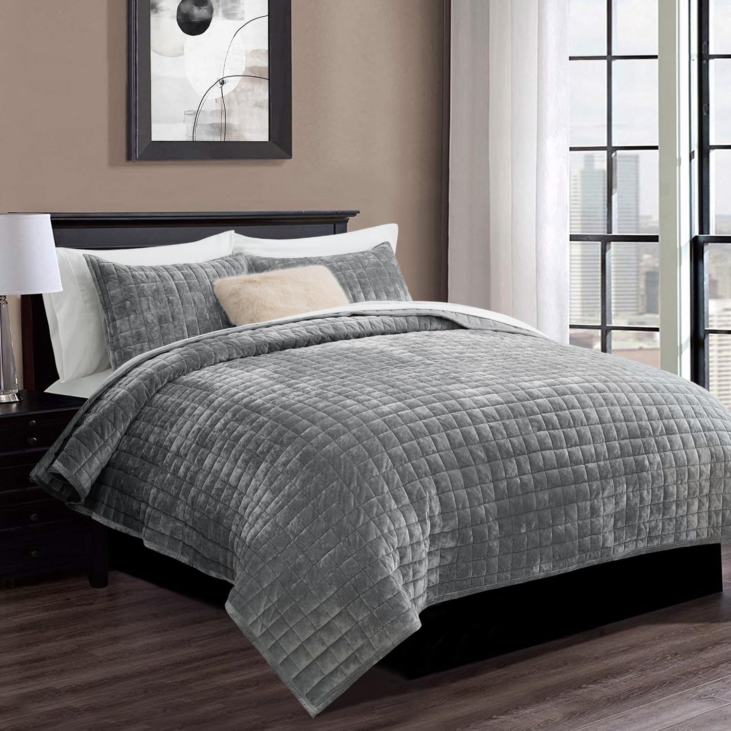 RECYCO Luxury Velvet Quilt Set King Size Bedding Sets, Ultra Soft Velvet Comforter Set, Lightweight Channel Box Stitch Oversized Bedspread Coverlet for All Season, with 2 Shams, Urban Taupe