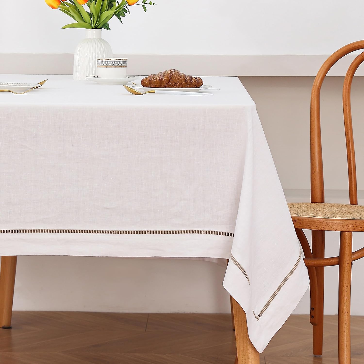 Linen World Linen Tablecloth,100% French Linen Round Tablecloth 60" Inch,Washable Natural Tablecloth for Dining,Outdoor,Weddings and Restaurants,Decorative Thanksgiving Christmas