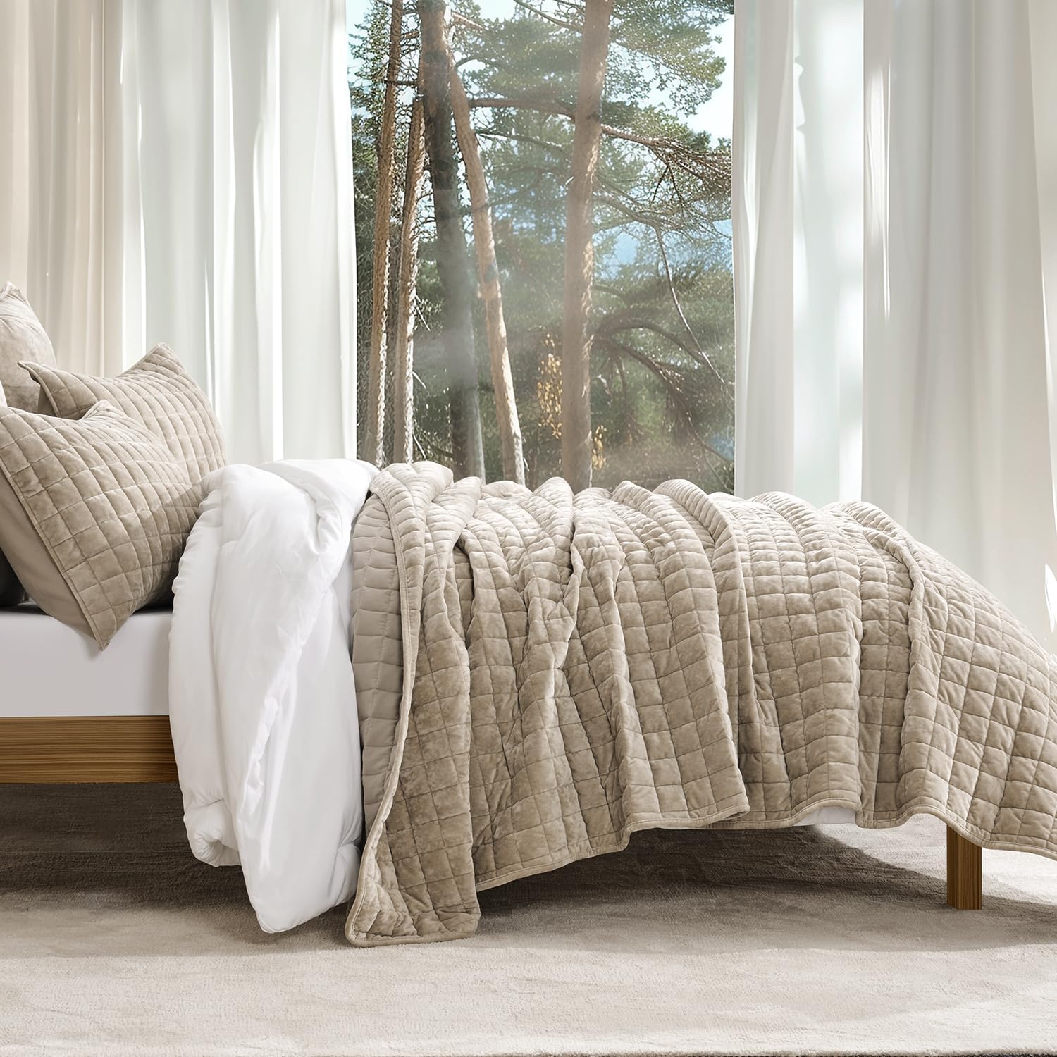 RECYCO Luxury Velvet Quilt Set King Size Bedding Sets, Ultra Soft Velvet Comforter Set, Lightweight Channel Box Stitch Oversized Bedspread Coverlet for All Season, with 2 Shams, Urban Taupe