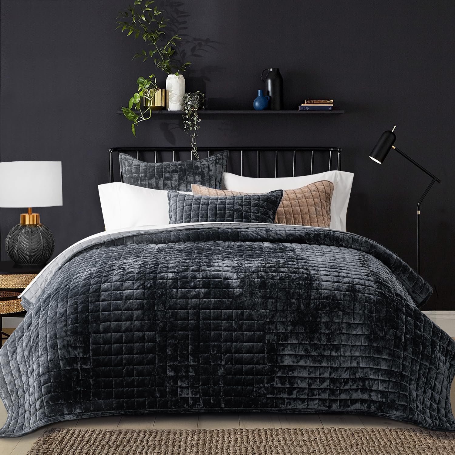 RECYCO Luxury Velvet Quilt Set King Size Bedding Sets, Ultra Soft Velvet Comforter Set, Lightweight Channel Box Stitch Oversized Bedspread Coverlet for All Season, with 2 Shams, Urban Taupe