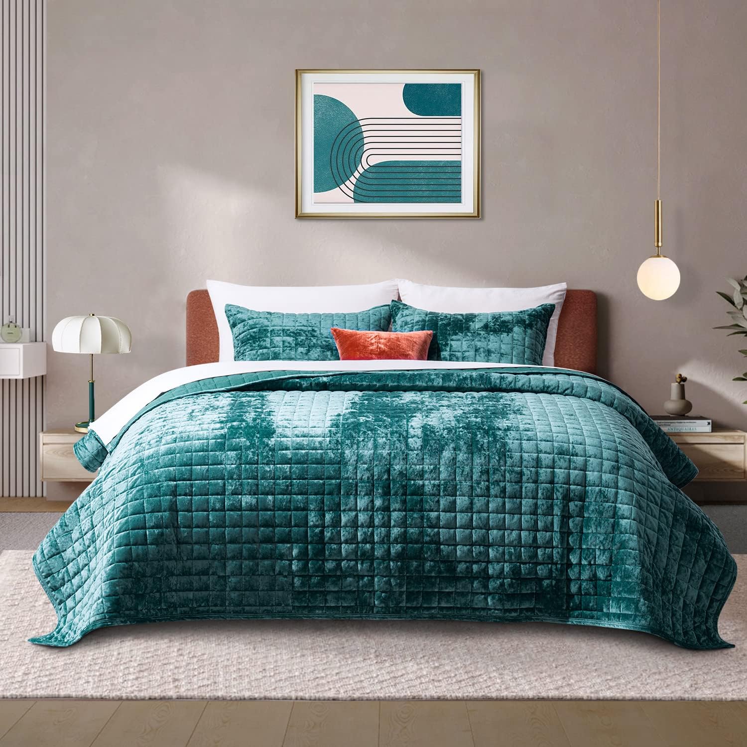 RECYCO Luxury Velvet Quilt Set King Size Bedding Sets, Ultra Soft Velvet Comforter Set, Lightweight Channel Box Stitch Oversized Bedspread Coverlet for All Season, with 2 Shams, Urban Taupe