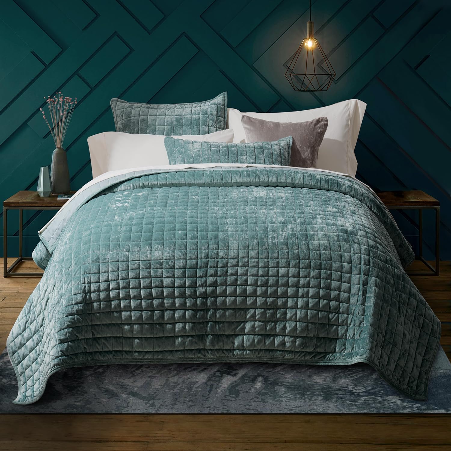 RECYCO Luxury Velvet Quilt Set King Size Bedding Sets, Ultra Soft Velvet Comforter Set, Lightweight Channel Box Stitch Oversized Bedspread Coverlet for All Season, with 2 Shams, Urban Taupe