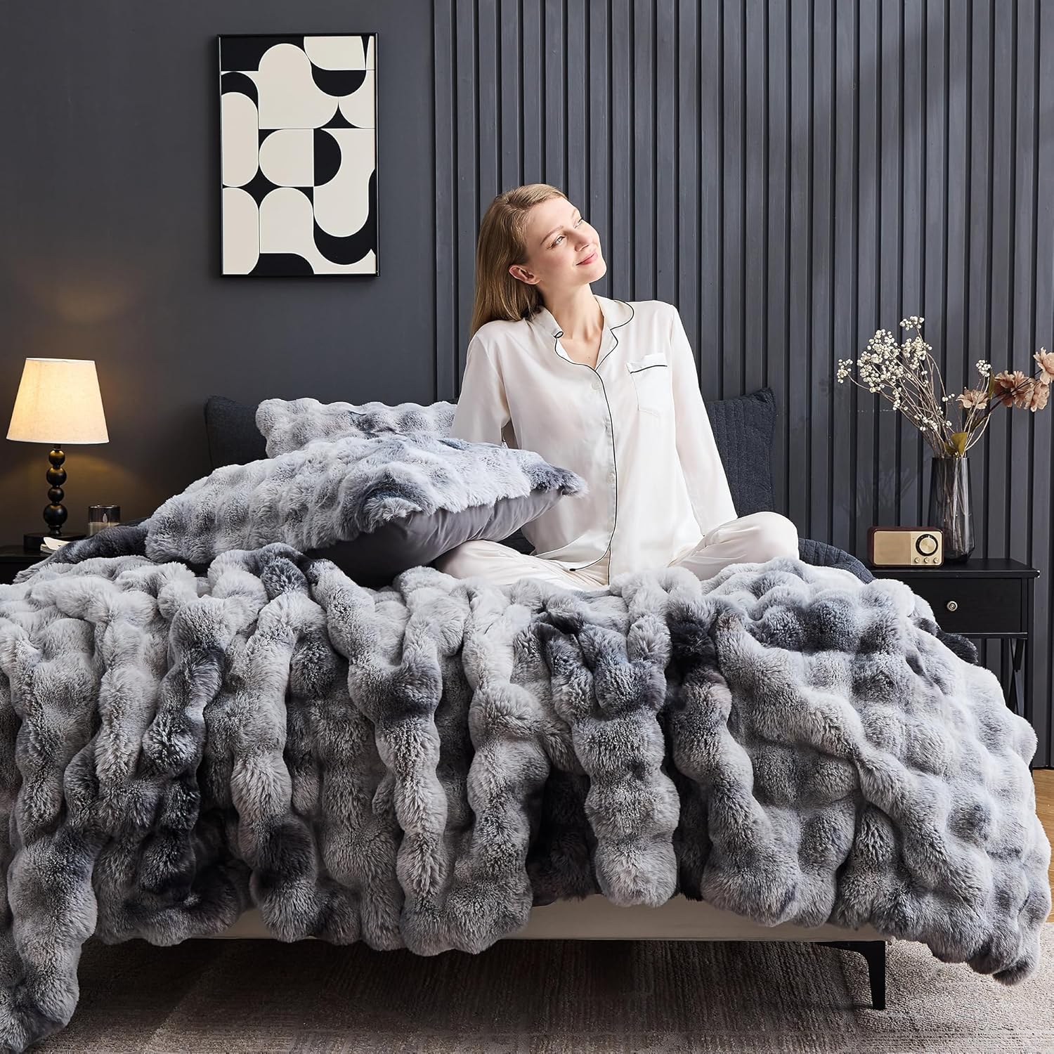 Wonderful 3 Pieces Fluffy Faux Rabbit Fur Bubble Comforter Set Queen Size, Tie-Dyeing Multiple Grey Plush Fuzzy Bedding Set, Warm Soft Bubble Comforter Bedding Set for Winter