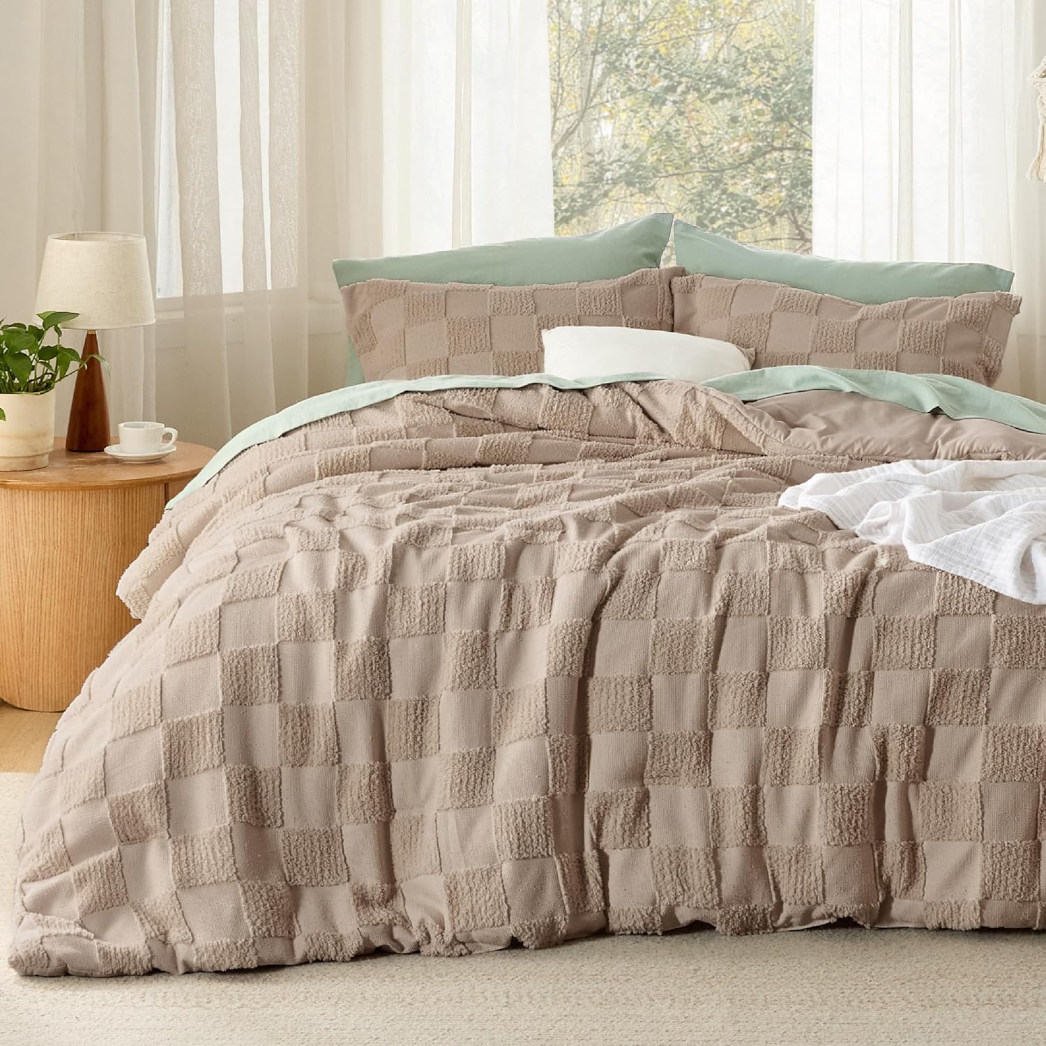 Bedsure King Size Comforter Set Beige, Boho Tufted Bed Set, Checkered Farmhouse Shabby Chic Bedding, 3 Pieces, 1 Plaid Geometric Comforter and 2 Pillow Shams