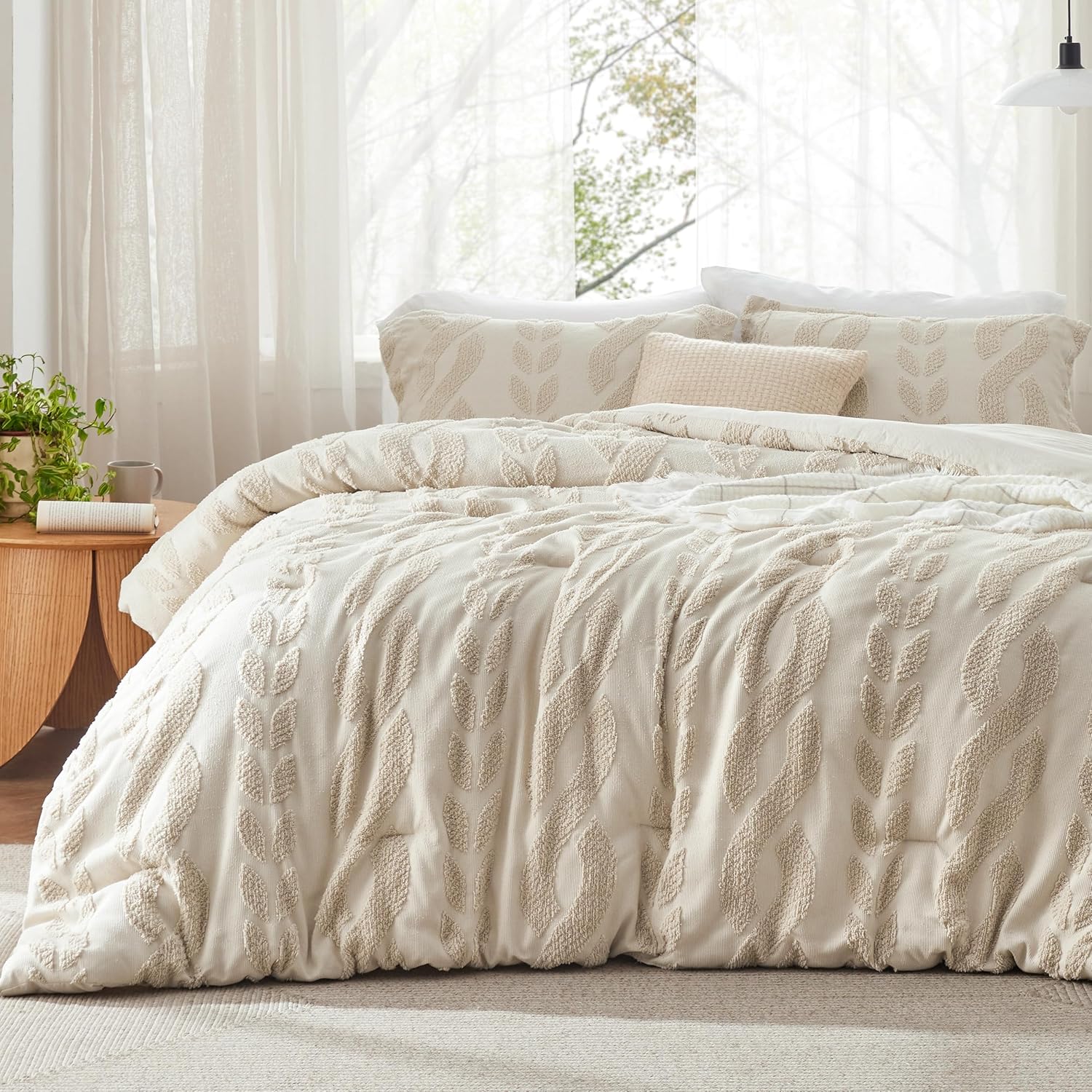 Bedsure King Size Comforter Set Beige, Boho Tufted Bed Set, Checkered Farmhouse Shabby Chic Bedding, 3 Pieces, 1 Plaid Geometric Comforter and 2 Pillow Shams