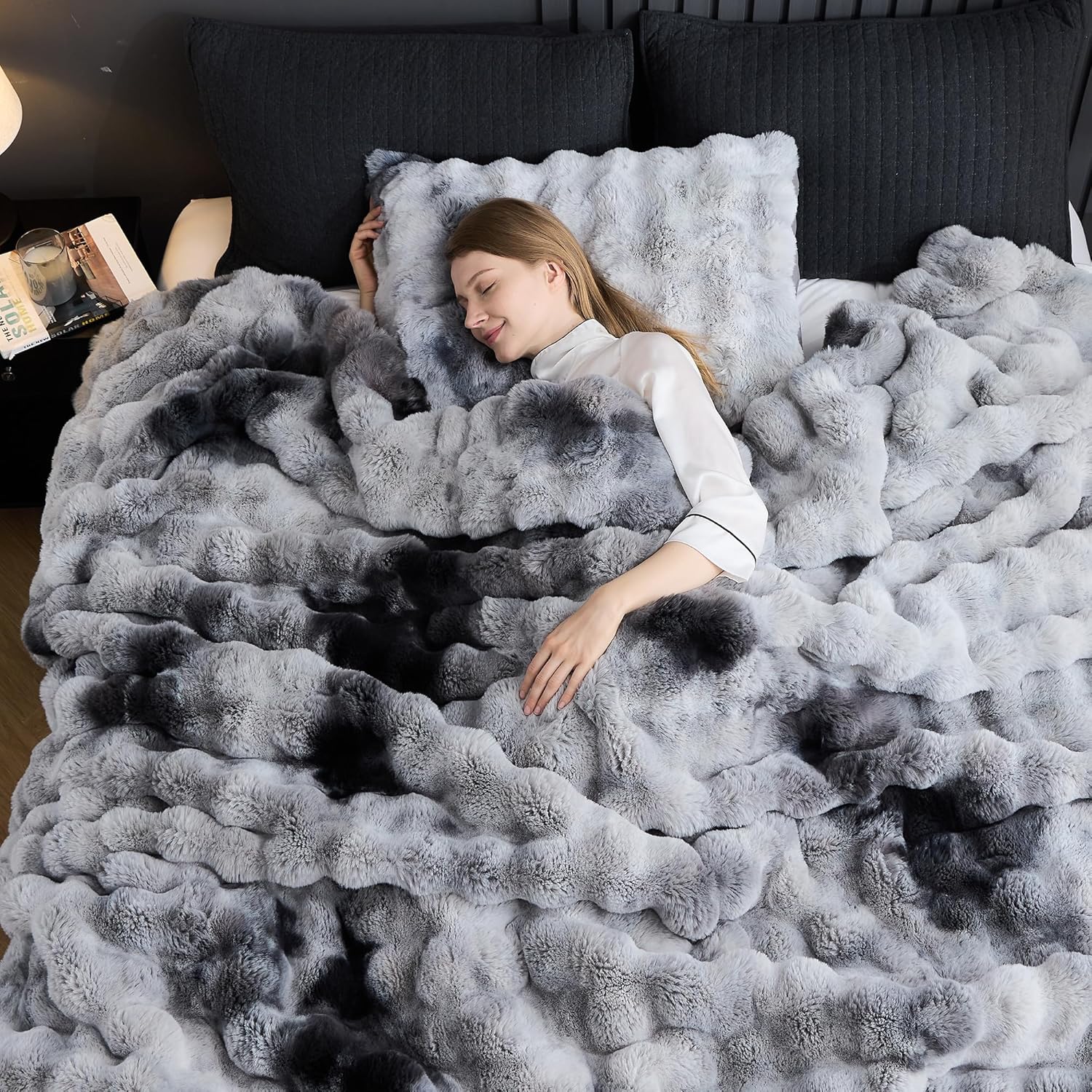 Wonderful 3 Pieces Fluffy Faux Rabbit Fur Bubble Comforter Set Queen Size, Tie-Dyeing Multiple Grey Plush Fuzzy Bedding Set, Warm Soft Bubble Comforter Bedding Set for Winter